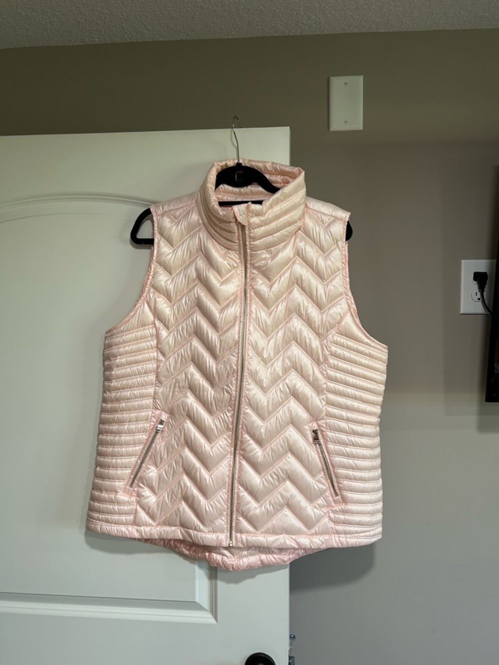 Calvin Klein Light Peach Quilted Puffer Vest